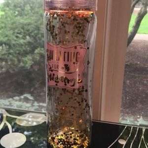 Wedding water bottle/gift-favor. NEW